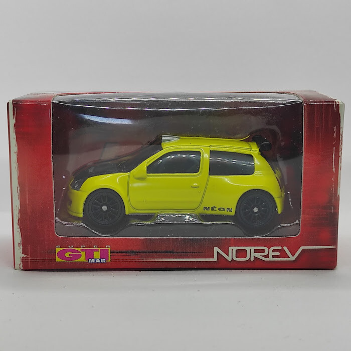 Renault Clio 2 Super 2000 jaune clair (GTI Mag)