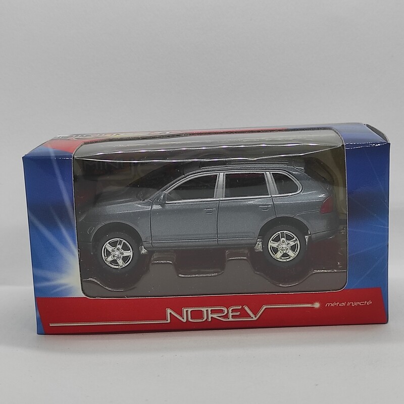 Porsche Cayenne Gris