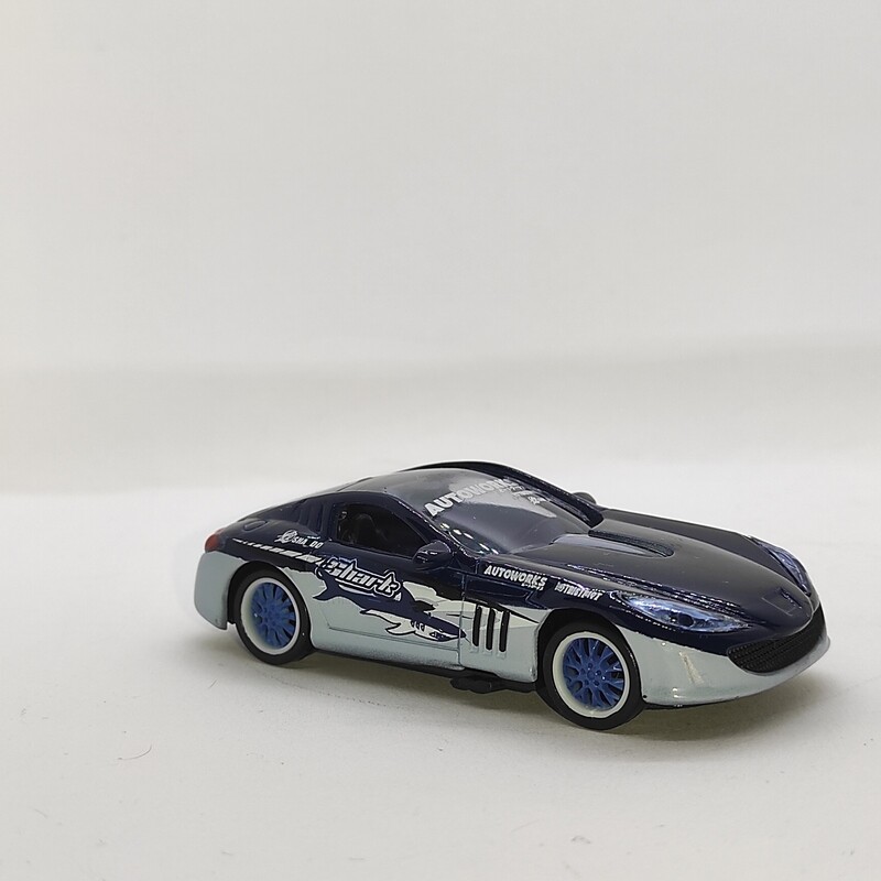 Peugeot 907 V12 Tuning bleu