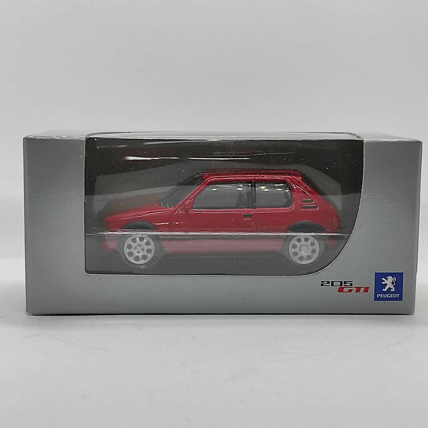 Peugeot 205 GTI Rouge (Boite aventure peugeot)