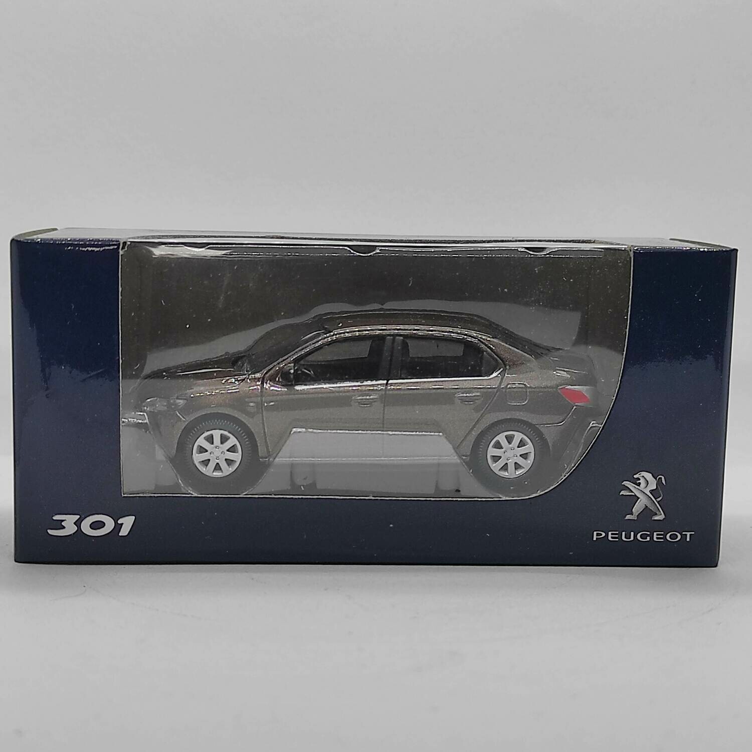 Peugeot 301 2012 Marron