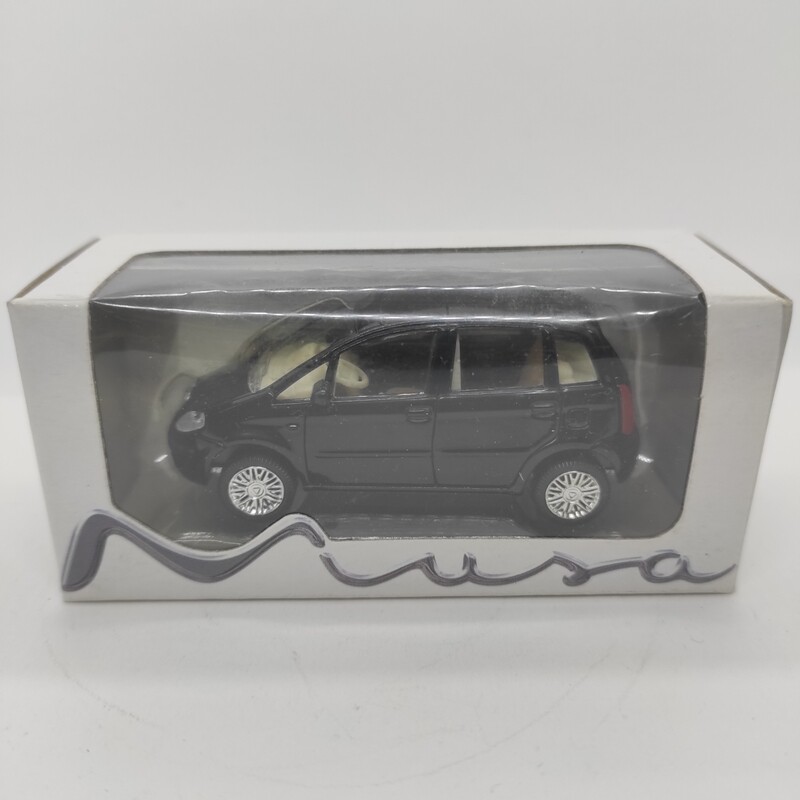 Lancia Musa noir