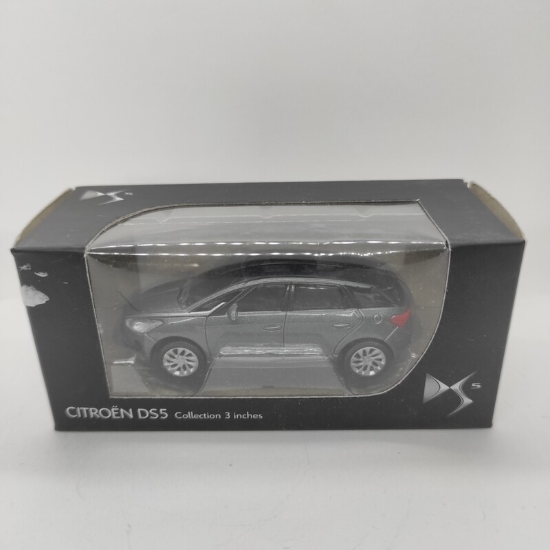 DS DS5 2012 grise (Boite noir/blanche)