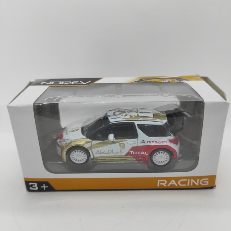 DS DS3 WRC Abu Dhabi N°1