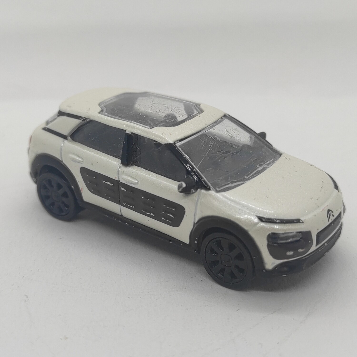 Citroen C4 cactus 2014 blanc