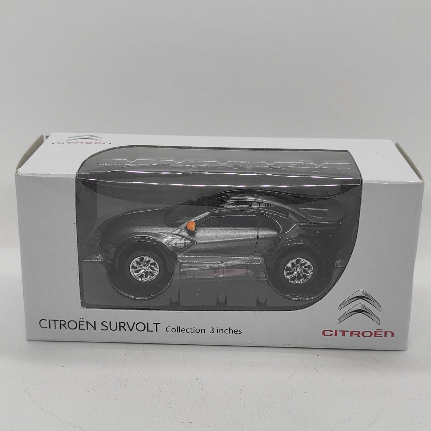 Citroen Survolte violet