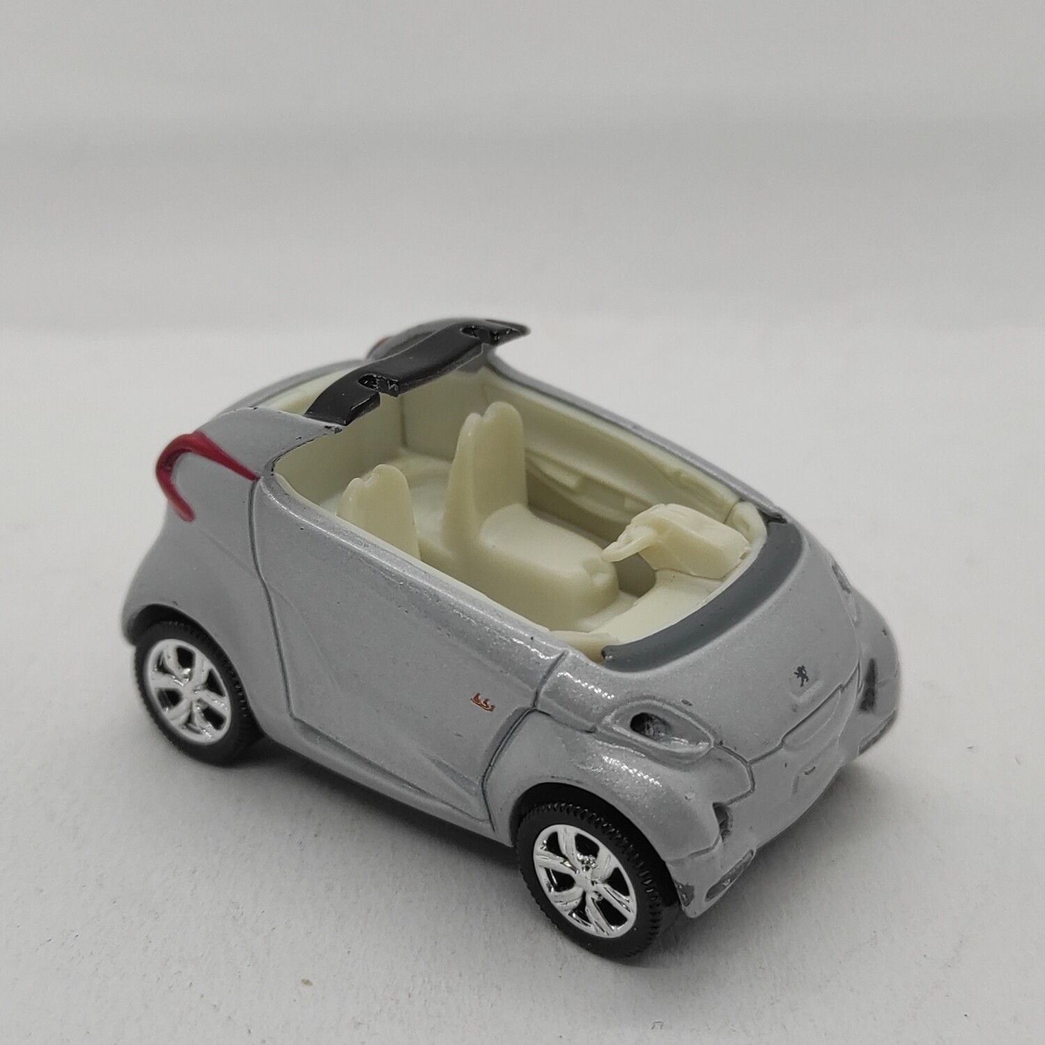 Peugeot BB1 gris