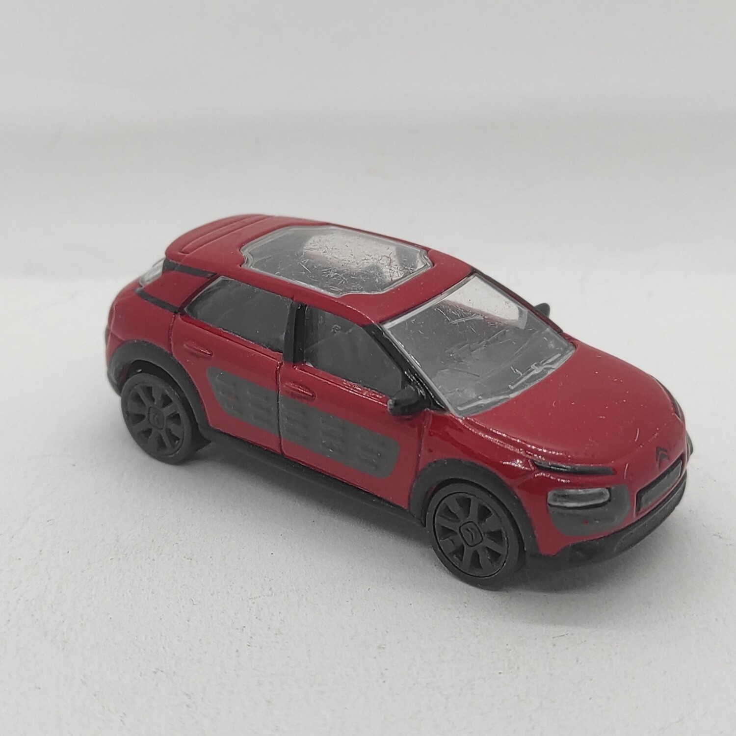 Citroen C4 cactus 2014 rouge