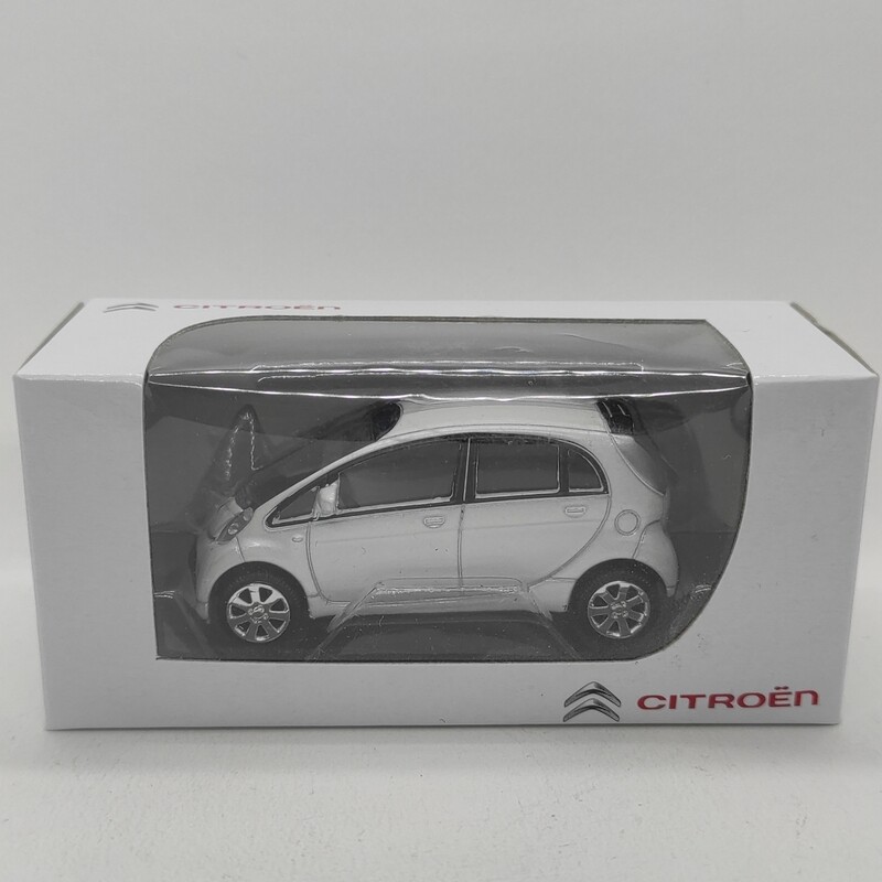 Citroen C Zero blanche