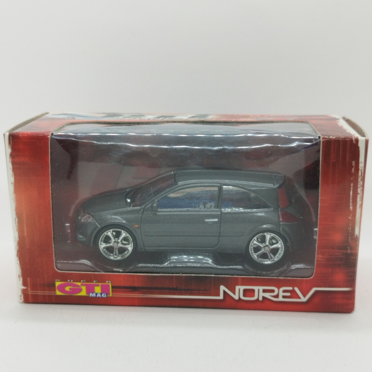 Renault Megane 2 RS grise (GTI Mag)