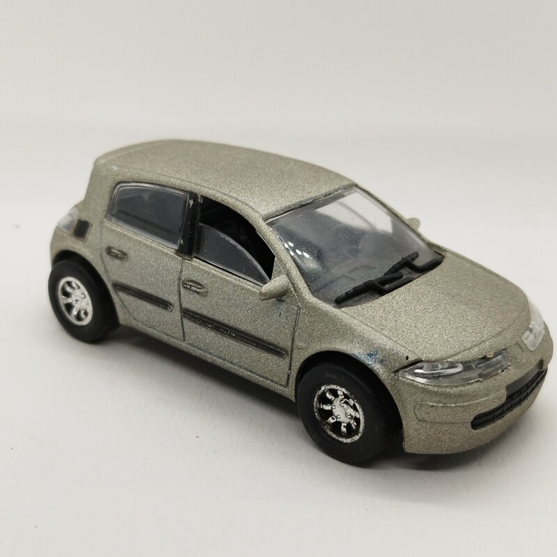 China Renault Mégane Grise 1/43 China Renault Mégane Grise 1/43