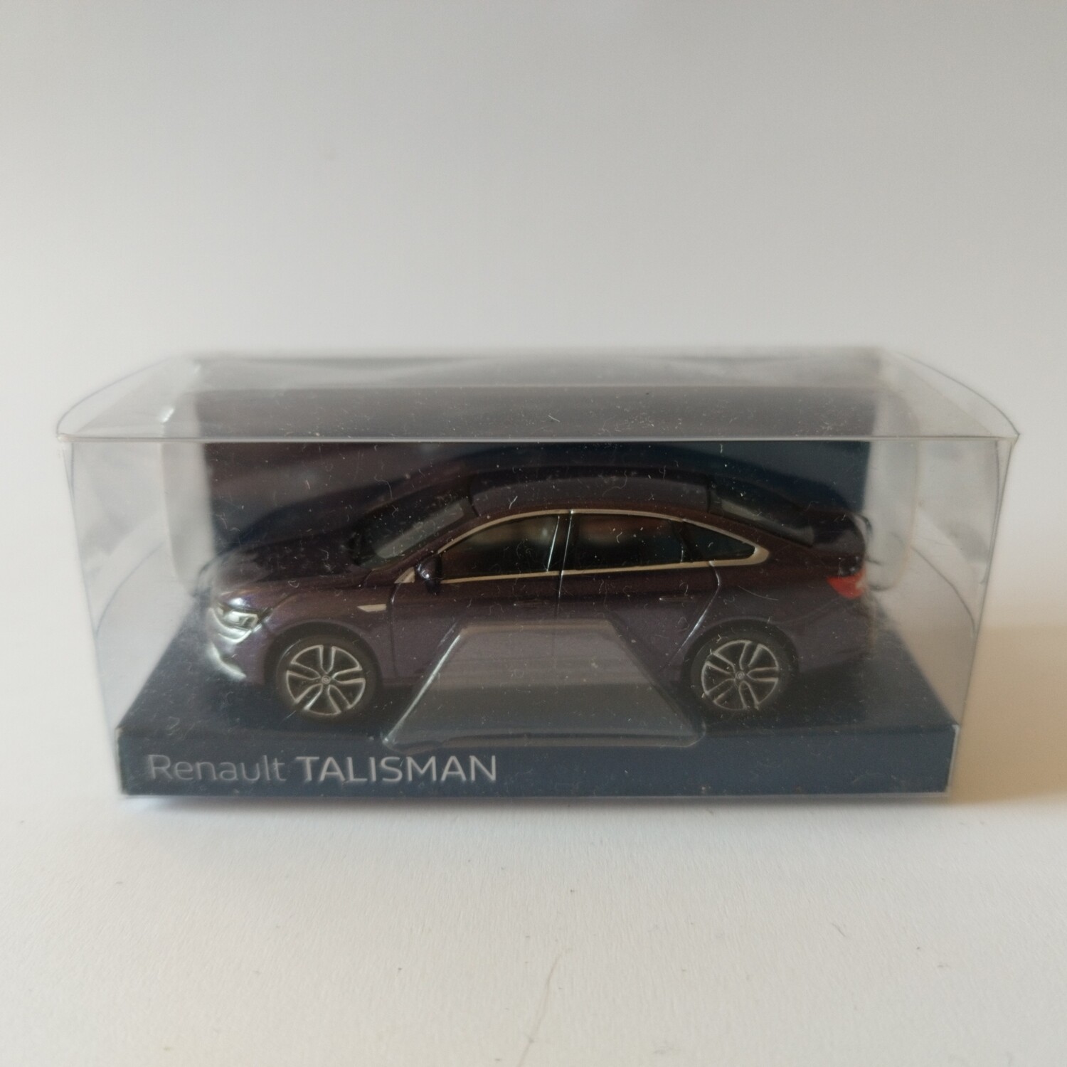 Renault Talisman violet