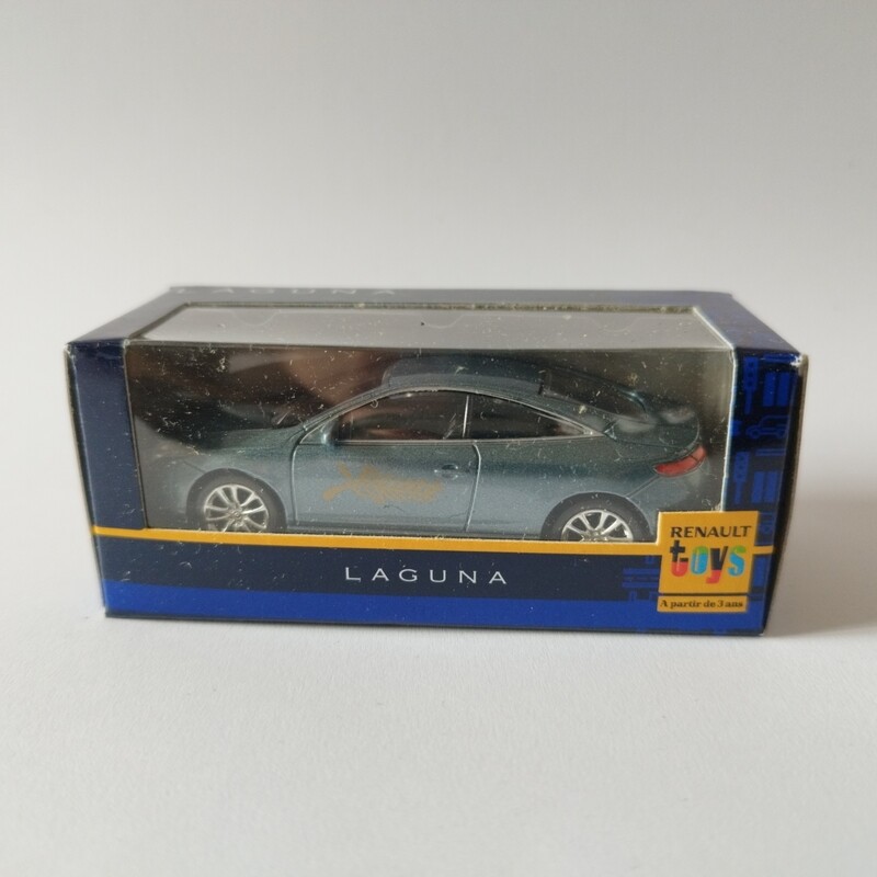 Renault Laguna 3 coupé grise