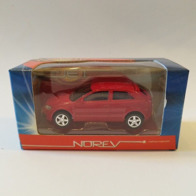 Audi A3 rouge
