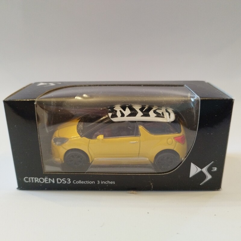 DS DS3 2010 Jaune toit blanc ligne noir (Boite noir et blanche)