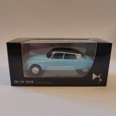 Citroen DS19 Bleu (Boîte noir brillante)