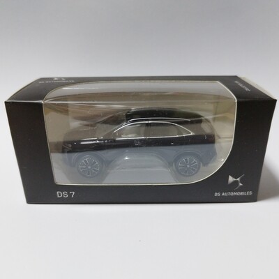 DS DS7 2022 noir