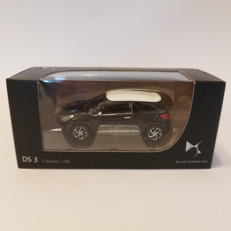 DS DS3 2016 noir toit blanc