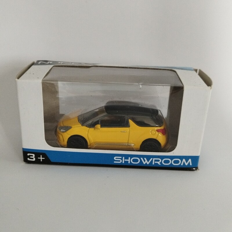 DS DS3 2010 Jaune toit noir