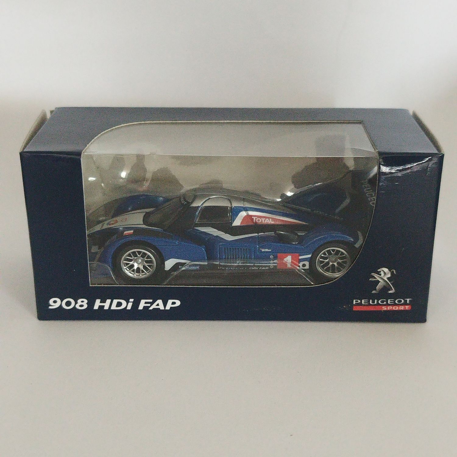 Peugeot 908 HDI FAP N°1 LM 2010