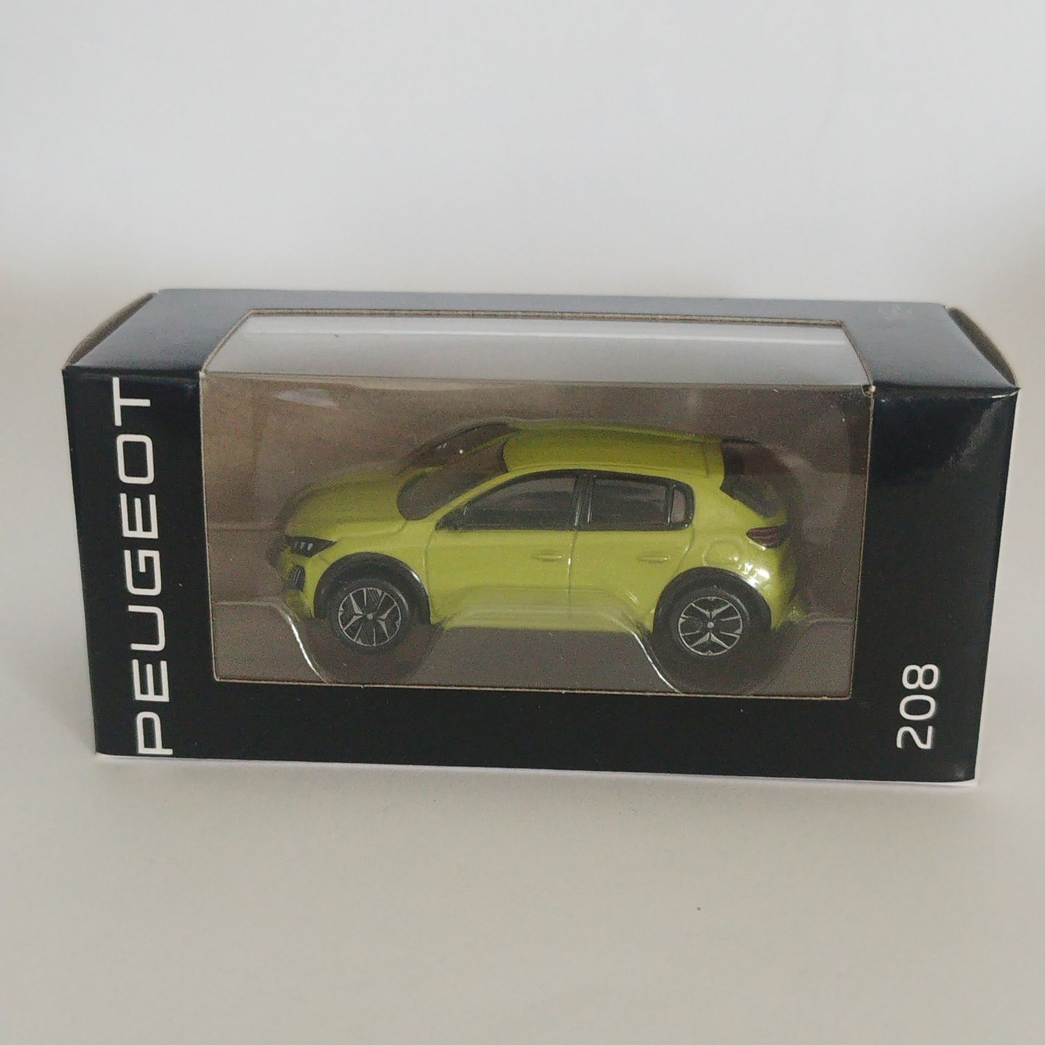 Peugeot 208 2024 Jaune
