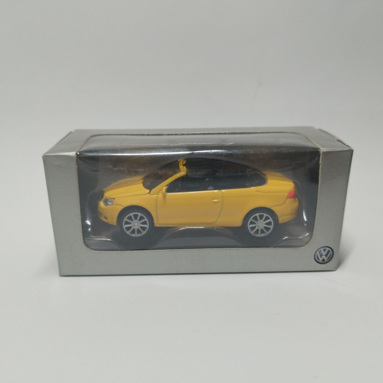 Volkswagen Eos jaune 