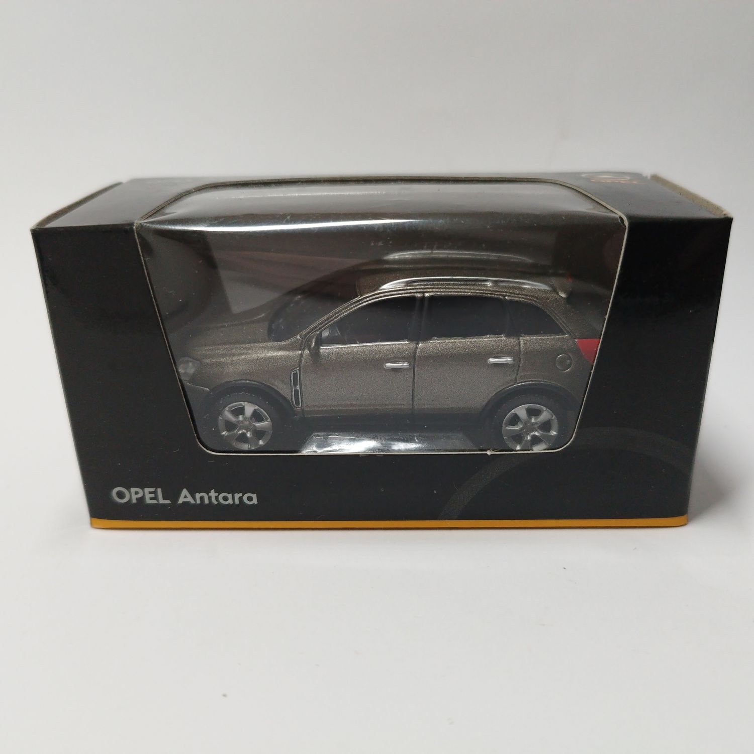 Opel Antara Marron