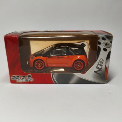 Citroen C2 Super 2000 Orange et Noir Tuning 