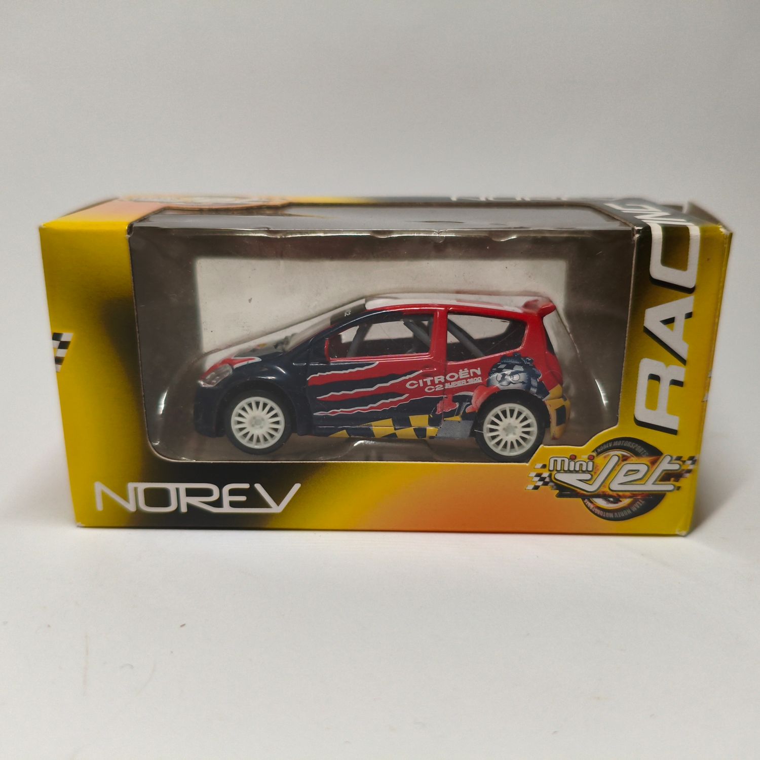 Citroen C2 super 2000 Red Bull