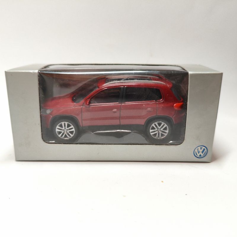 Volkswagen Tiguan rouge