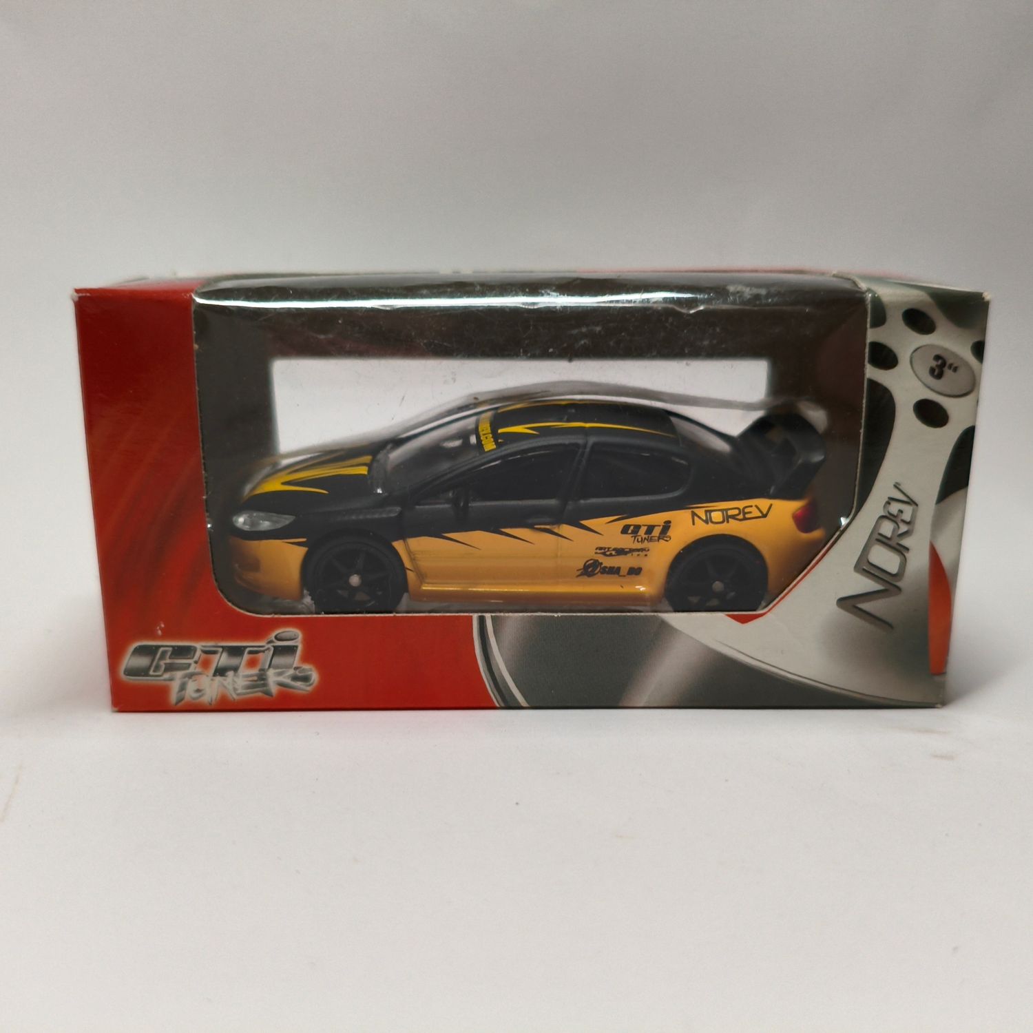 Peugeot 407 Silhouette Jaune et noir tuning