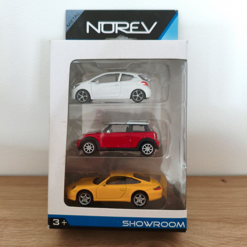 Pack Showroom
