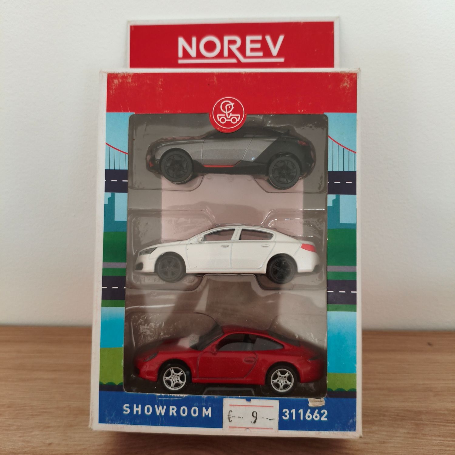 Pack Showroom