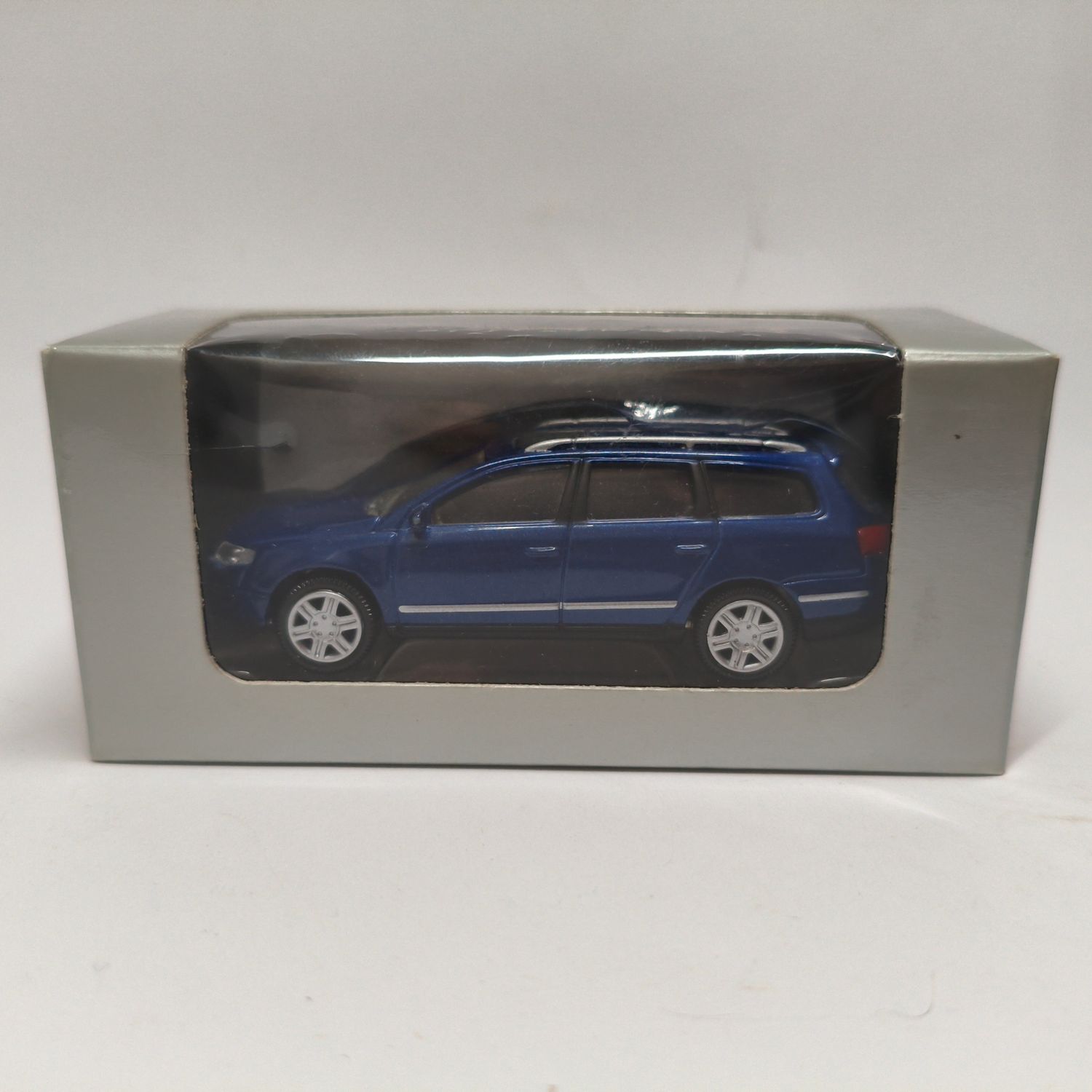 Volkswagen Passat SW Bleue