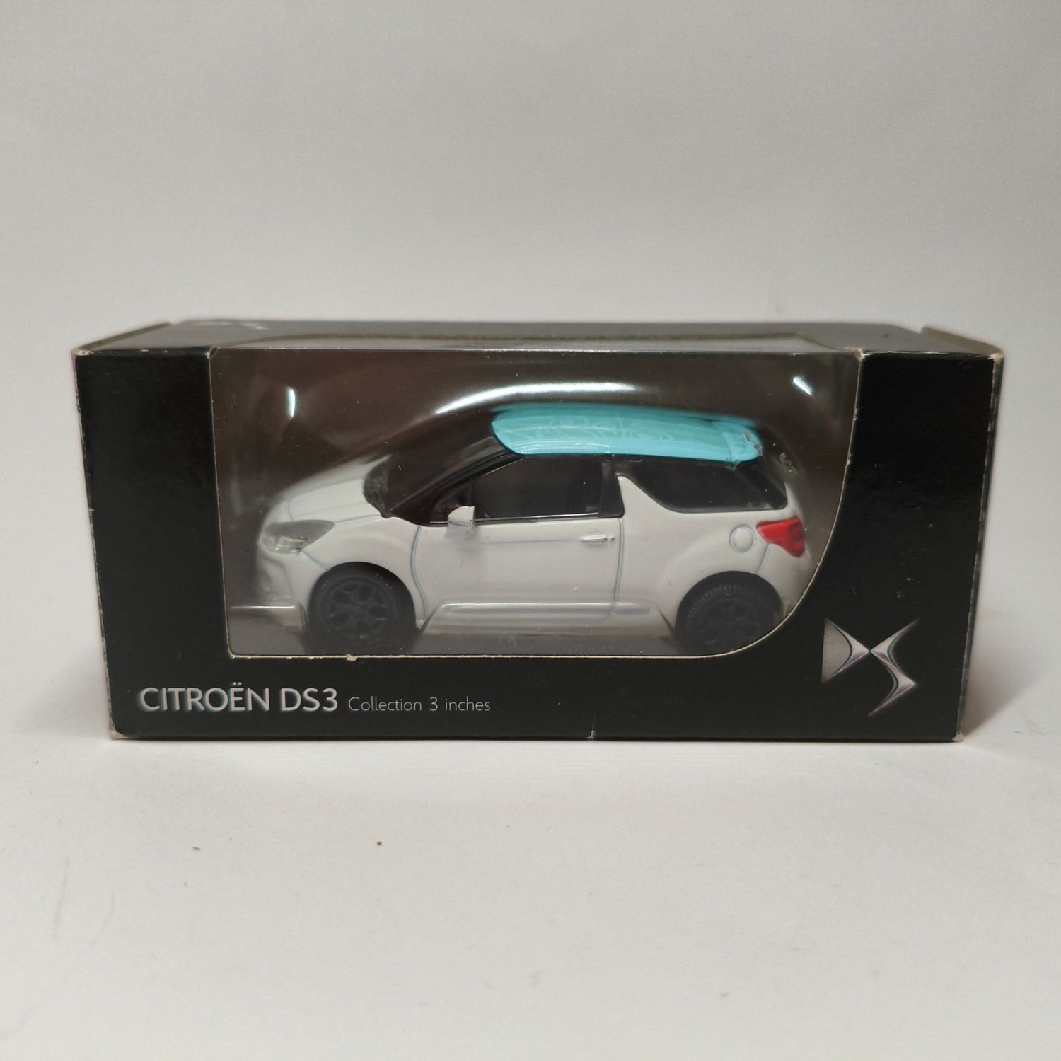 DS DS3 2010 Blanche toit bleu (Boite noir)