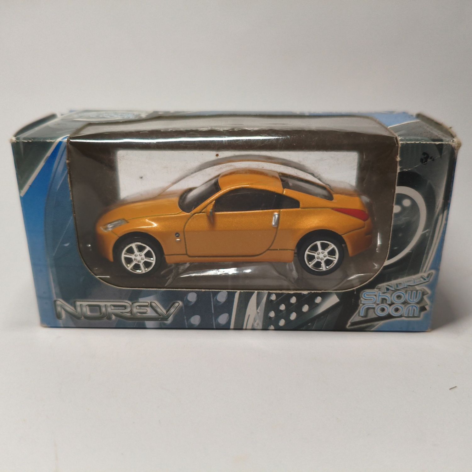 Nissan 350Z Orange