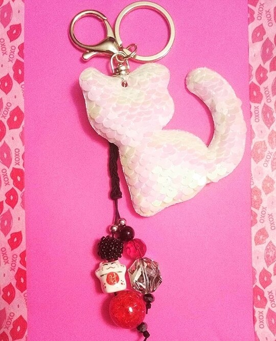 ALN x YUKI Maneki-Neko Keychain