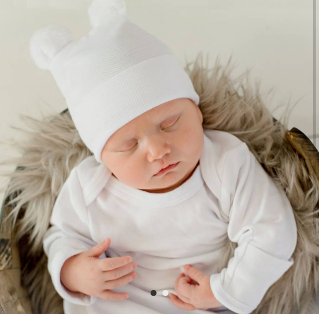 Ilybean Baby Bear Fuzzy White Bear Hat with Matching Onesie*