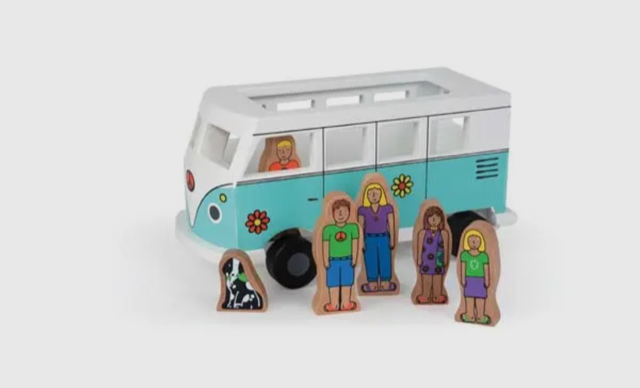Jack Rabbit Creations Love Bus Magnetic Van*