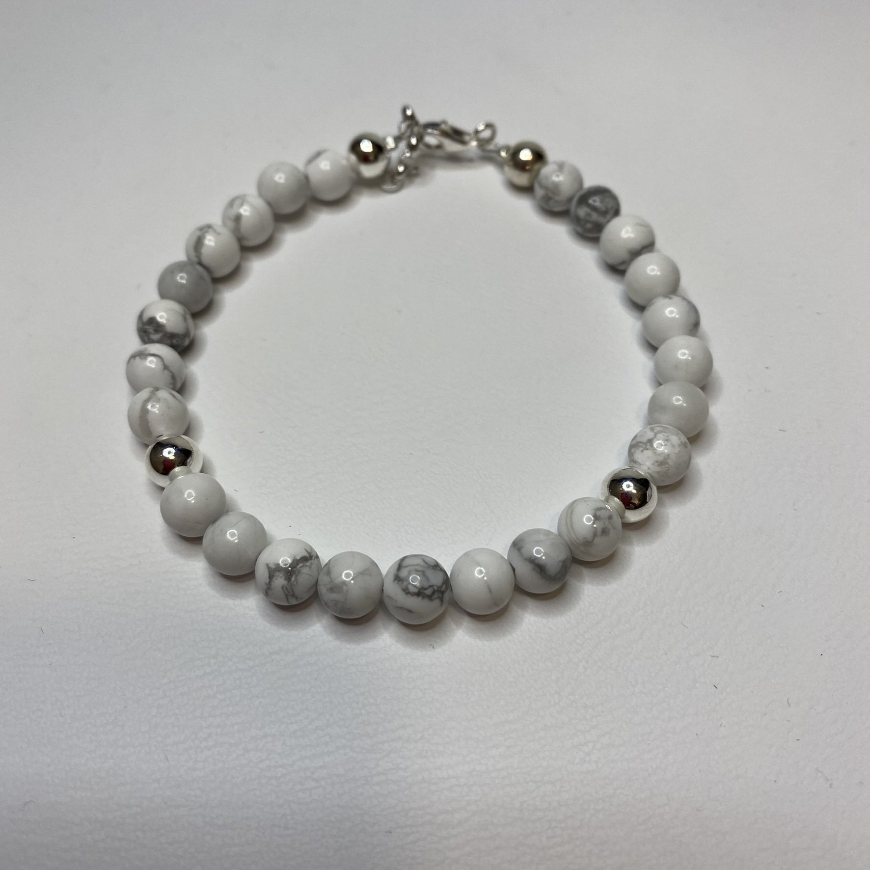 BRACELET DE JULIA HOWLITE