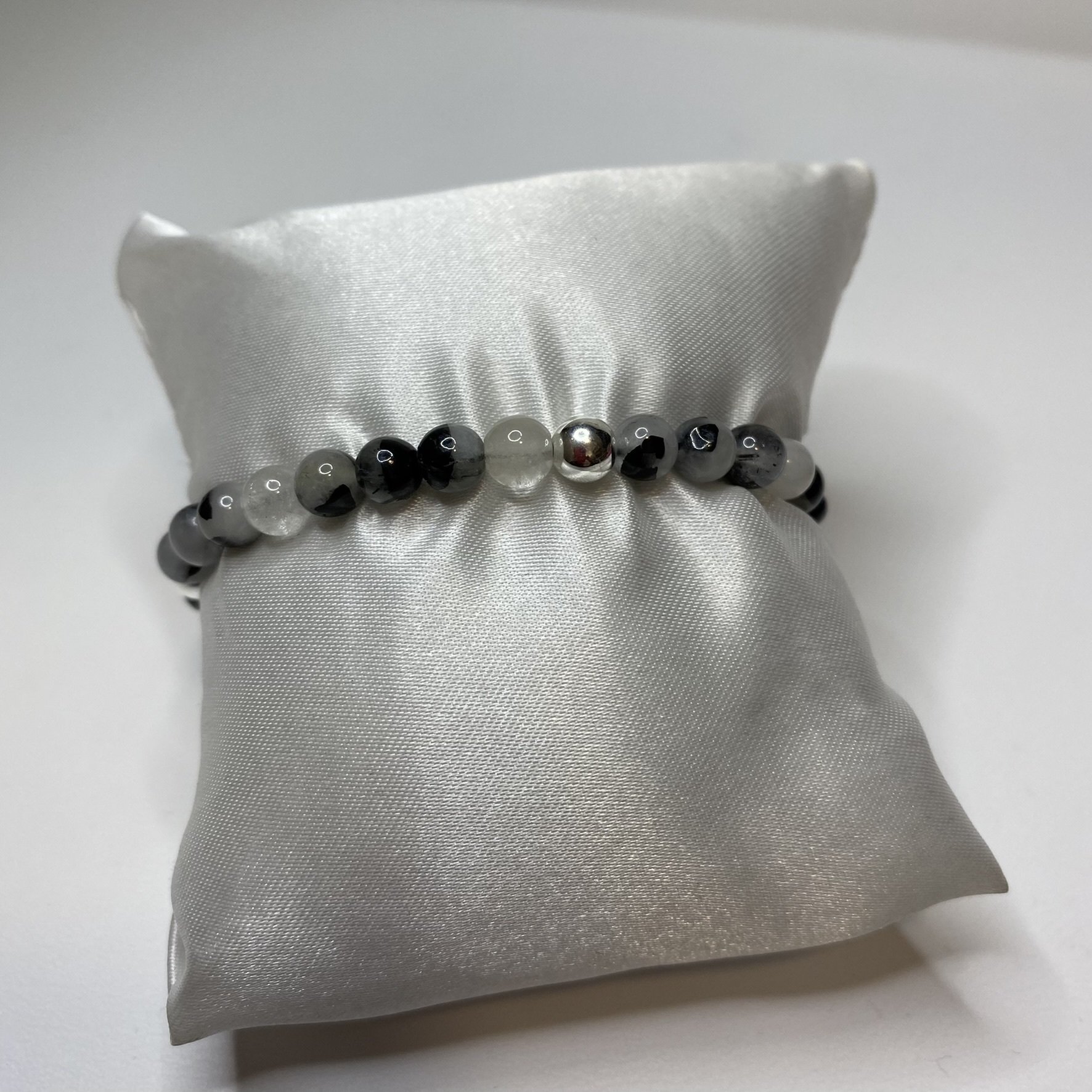 BRACELET DE JULIA QUARTZ A INCLUSION DE TOURMALINE