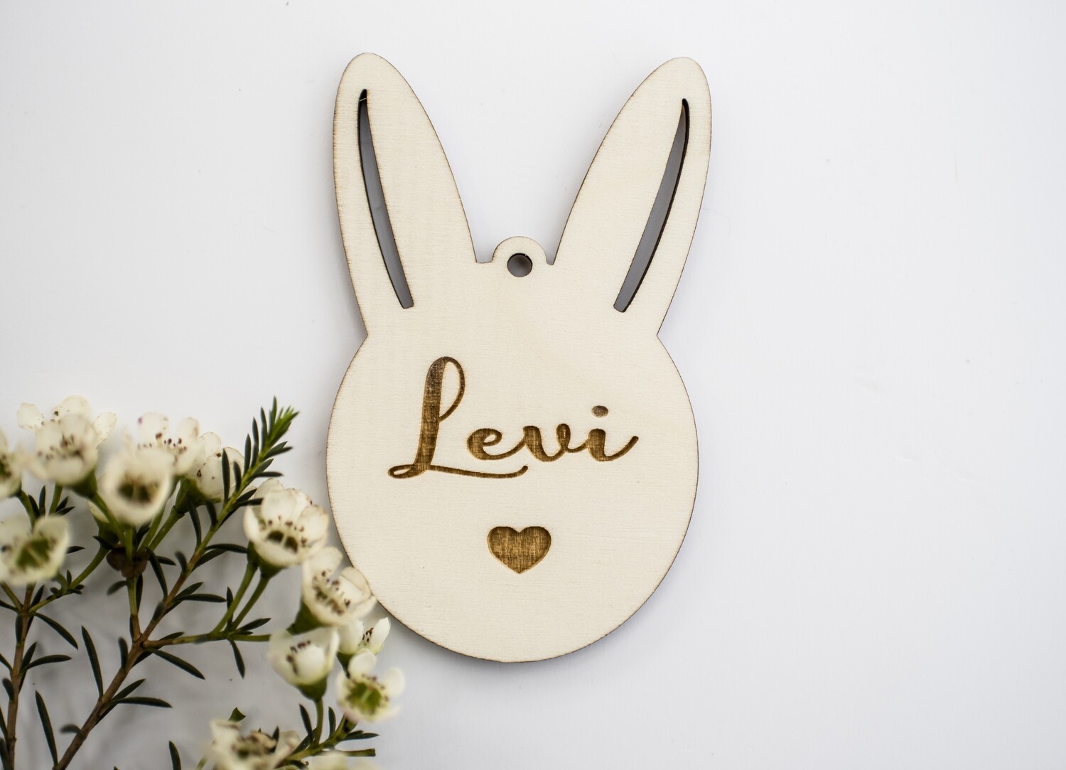 Osterhase mit Wunschname - Kaninchen - Ostern - zum Aufhängen -  personalisiert