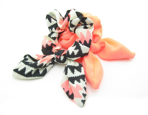 Black-Pink rainbow pair scrunchy with bow Black-Pink rainbow pair scrunchy with bow