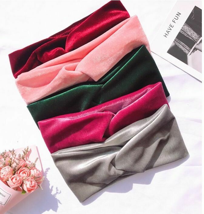 Twist front velvet turban headband Twist front velvet turban headband