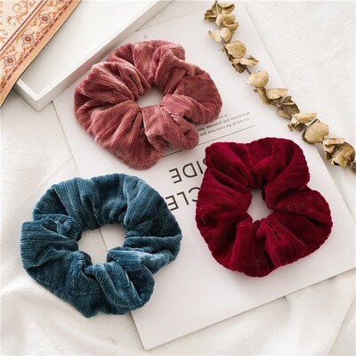 Extra-large coral velvet scrunchies Extra-large coral velvet scrunchies
