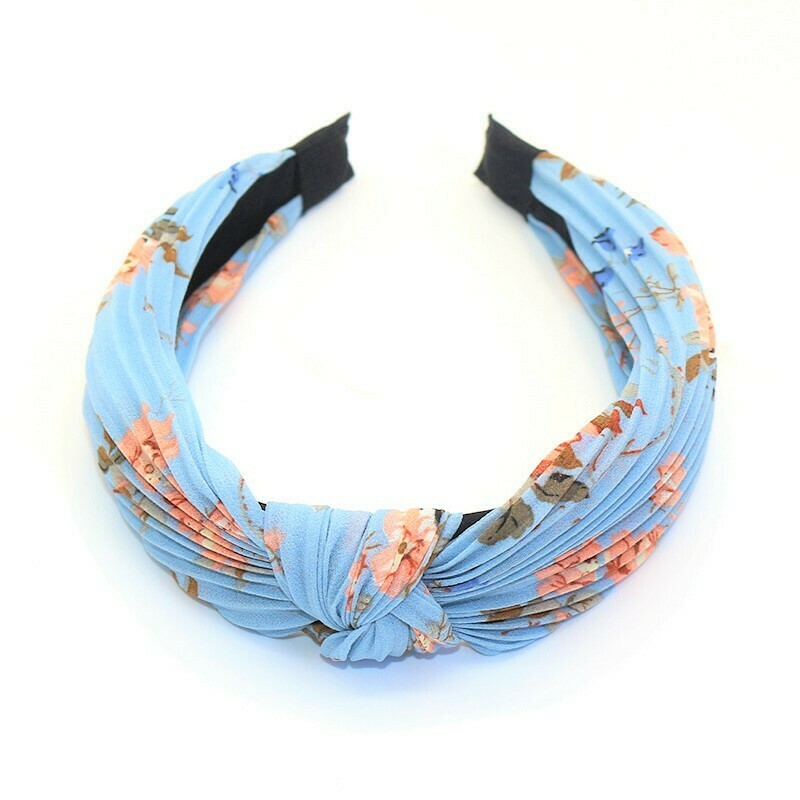 Chiffon floral knotted headband Chiffon floral knotted headband