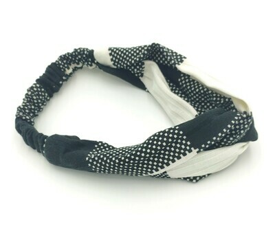 Black white slim checks knitted elastic headband Black white slim checks knitted elastic headband
