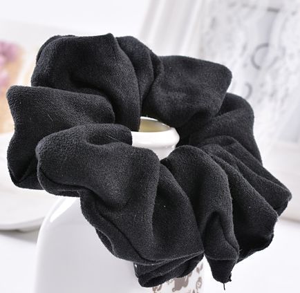 Solid-colour suede scrunchies Solid-colour suede scrunchies