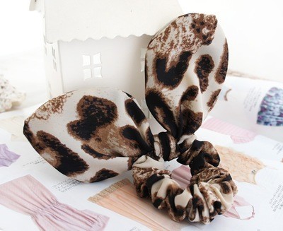 Premium leopard scrunchies with bow Premium leopard scrunchies with bow