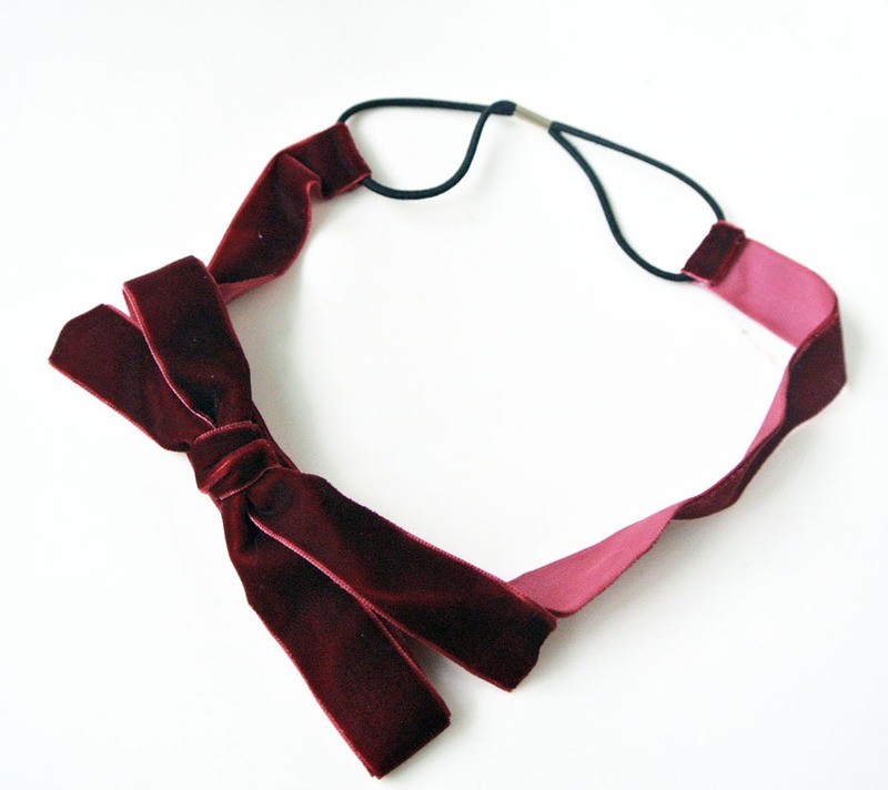 Velvet bow-tie elastic headband Velvet bow-tie elastic headband